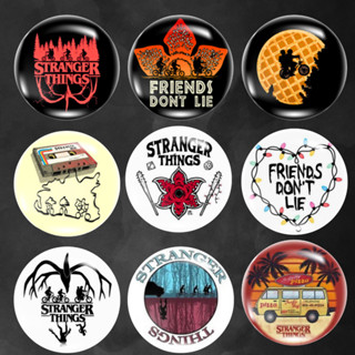 Bottons Broches STRANGER THINGS  4cm em Oferta na Shopee