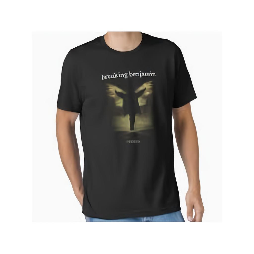 Camiseta gráfica Breaking Benjamin - Gola redonda em algod?o preto, corte regular casual, conforto para todas as esta??e
