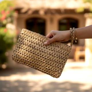 Carteira Feminina Trançada Palha Com Zíper e Alça de Mão Forrada Leve em Oferta na Shopee