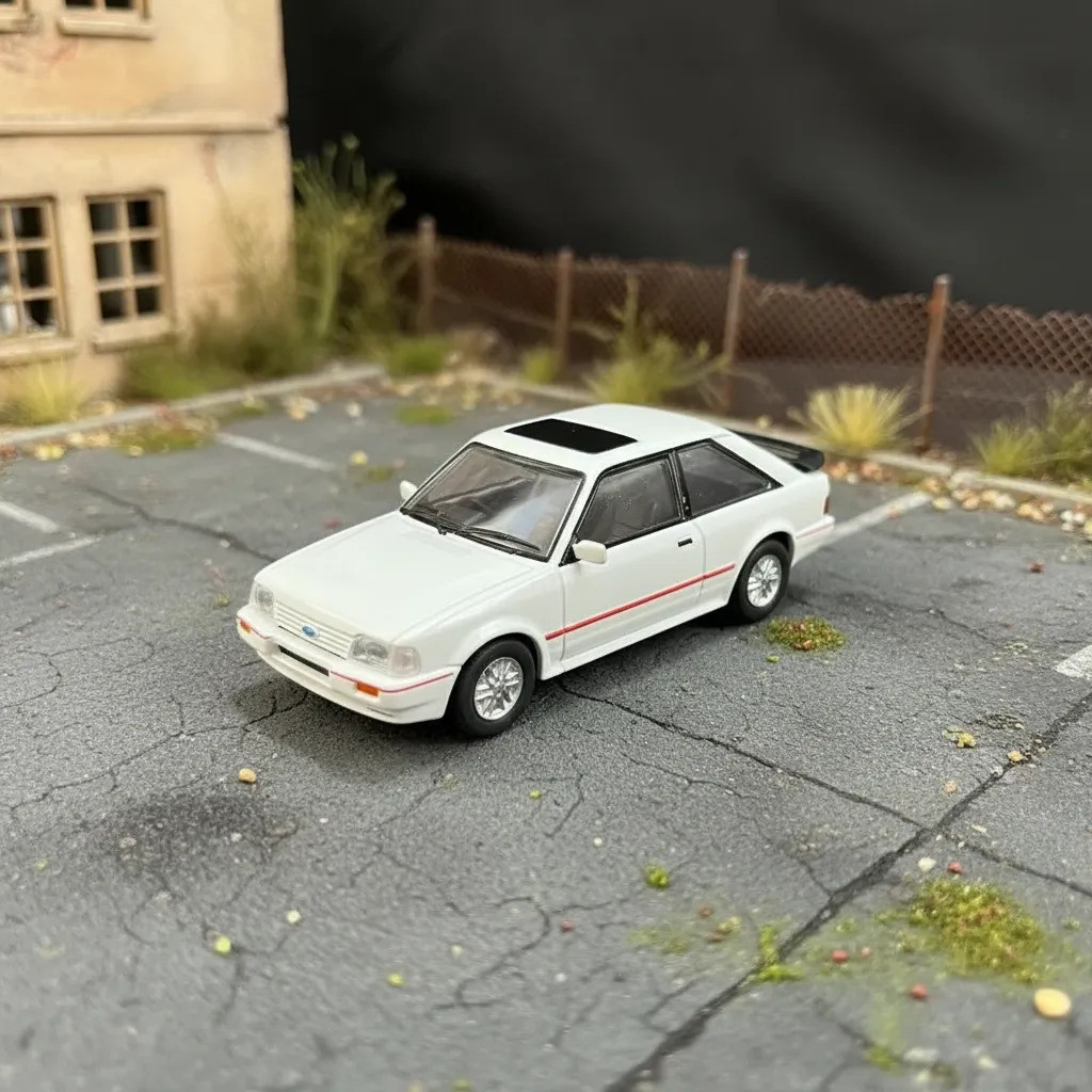 Miniatura Ford Escort Xr3 1990 1:43 Ixo Branco