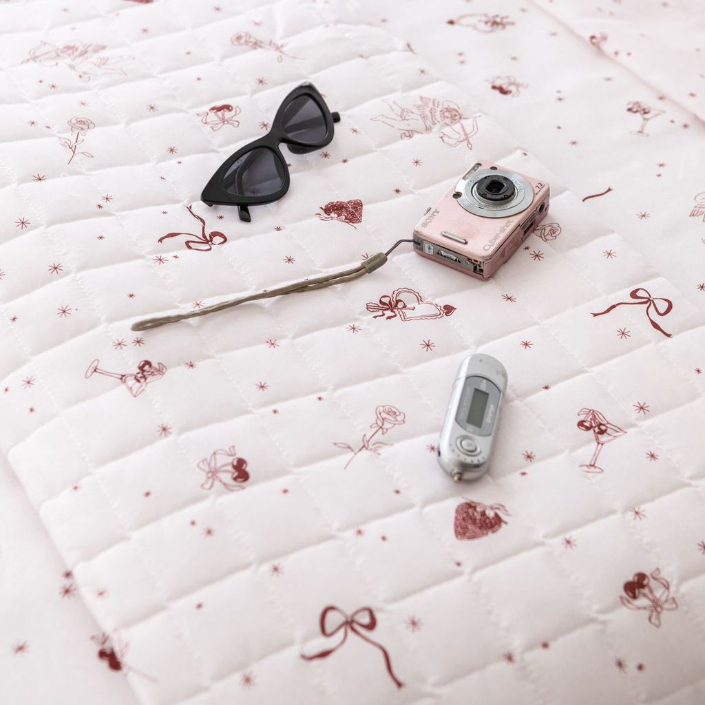 : Kit Colcha Cobre Leito Queen Essencialle 150 Fios 3 Peças - Marina Enxovais - Vintage Love