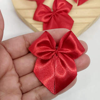 Laço Lacinho VERMELHO em Cetim 20/40/100 UNIDADES - nº5 - 5 cm COM FITA PARA AMARRAR em Oferta na Shopee