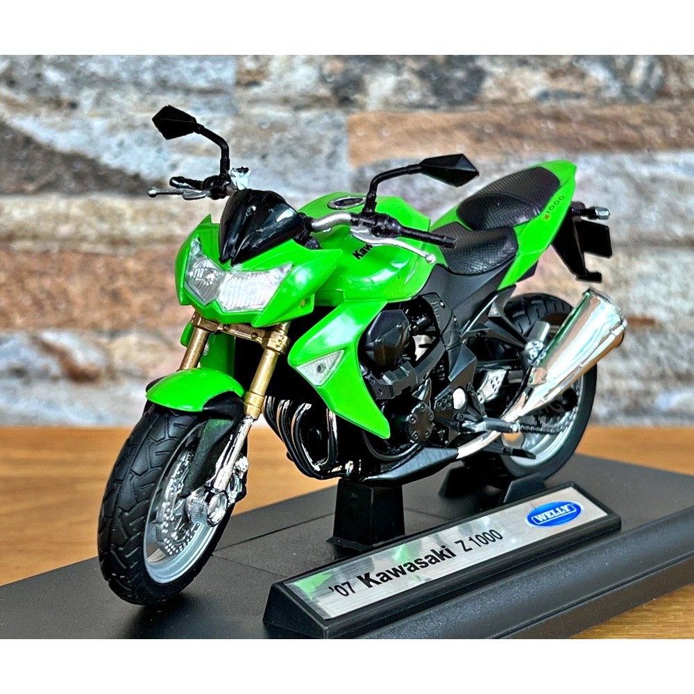 Miniatura Moto Kawasaki Z1000 Coleção Mix1:18 Welly