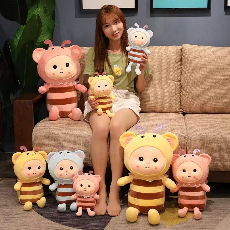 Pelúcia Fofa Estilo Abelhinha – Boneco Macio para Presente | 28cm e 40cm em Oferta na Shopee