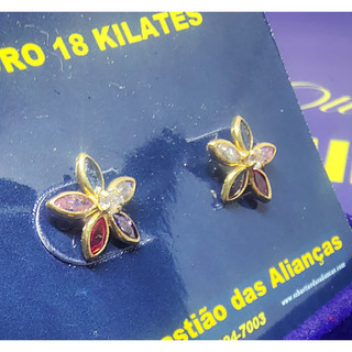 Brinco Trevo 9 mm Ouro 18 Kilates Peso 0.74 Gramas Pedras Zircônias