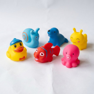 Kit 6/8 Bichinhos Para Banheira Banho Piscina E Brincar Na Água Brinquedo Interativo Que Flutua Patinho