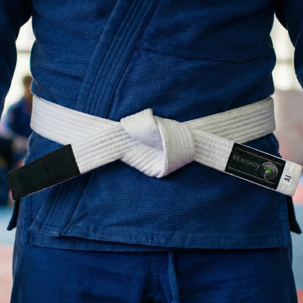 Faixa para Jiu Jitsu Kenshin com Alta Resistência e Excelente Fixação na Cintura