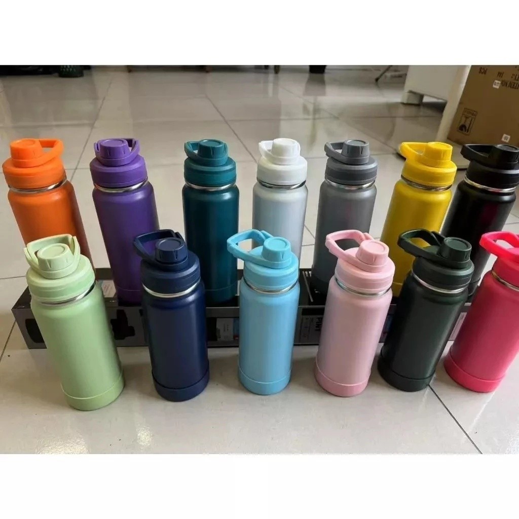 Garrafa térmica 600 + capa protetora de silicone SEM LOGO em Oferta na Shopee