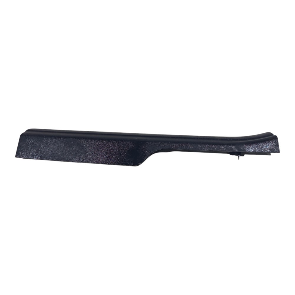 Soleira Acabamento Porta Direita Nissan Sentra 2008 A 2012  Preto