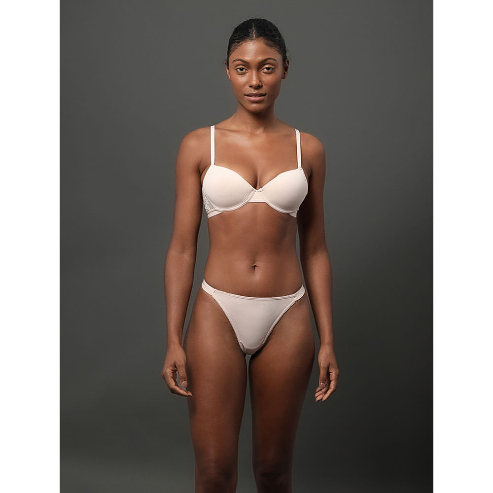 Calcinha Fio Dental String Soft Lace Calvin Klein Underwear - Pessego