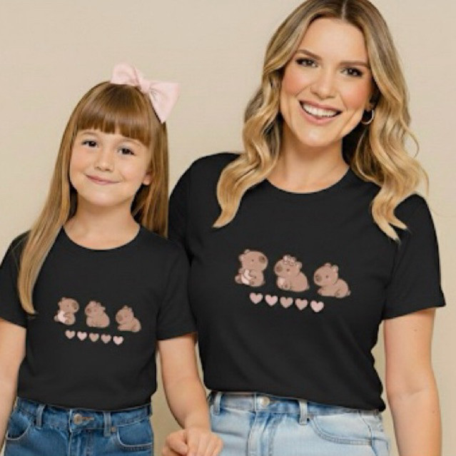 kit 2 camisetas tal mãe tal filha preta estampada capivara baby blusa  feminina e infantil  moda família