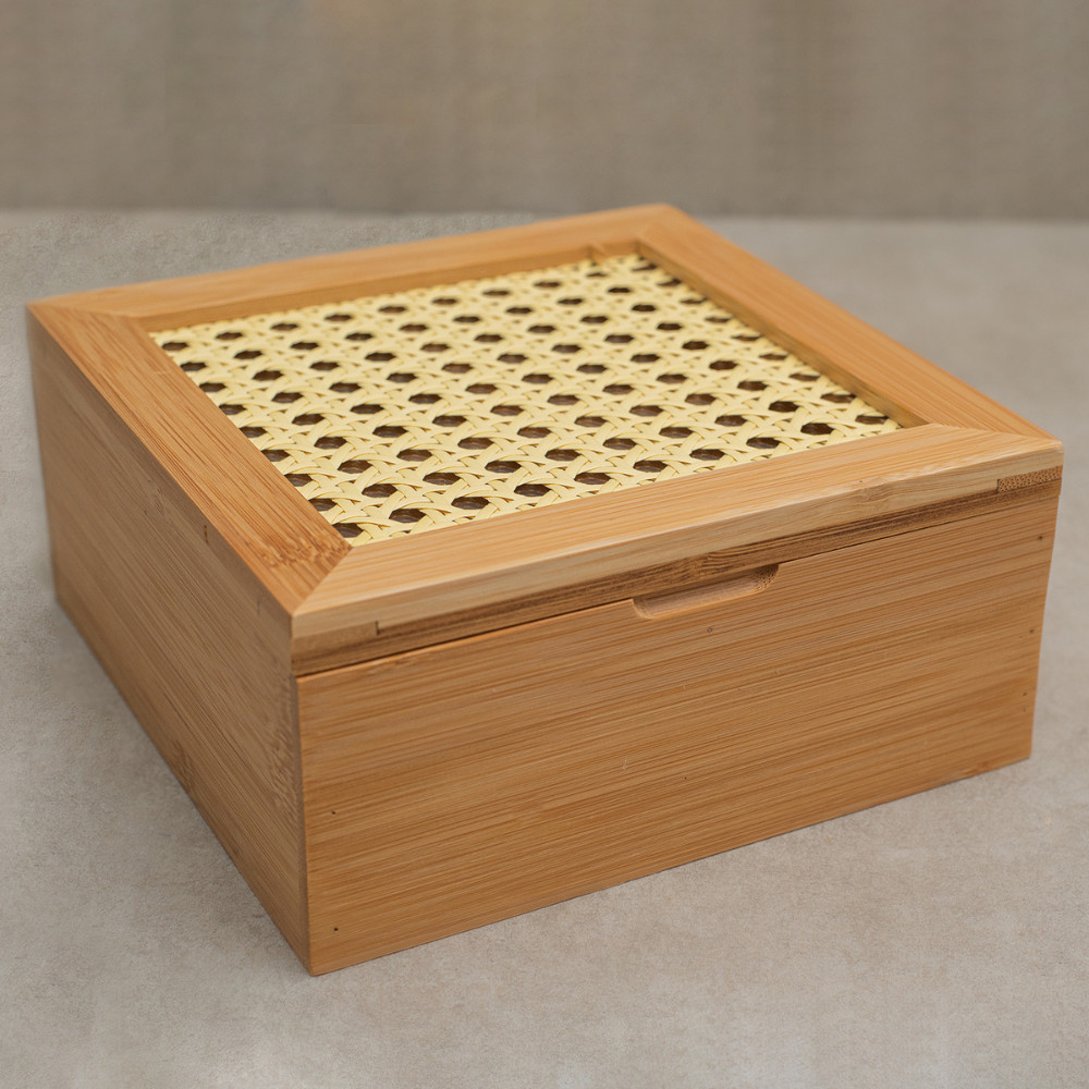 Caixa Decorativa Bambu Palhinha Indiana 4 Nichos 16cm Oikos