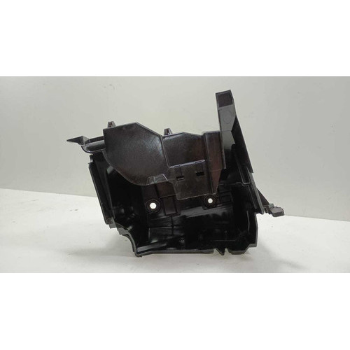 Suporte Caixa De Fusível Renault Megane Sd Dyn 1.6 2006