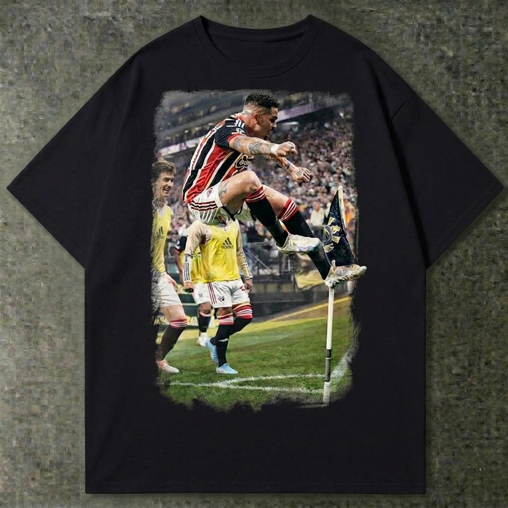 Camiseta Masculina Tricolor Streetwear Futebol Estilosa Oversized Moda Urbana Esporte Treino