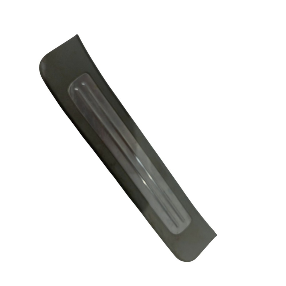 Moldura Inferior Traseira Esquerda Hyundai Santafe 2006 2013