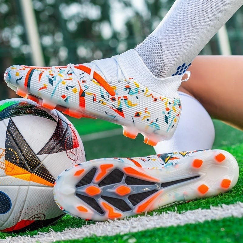 2026 Novas Botas De Campo Confortáveis FG/TF Futebol Para Treinamento Infantil Calçados Esportivos Adultos