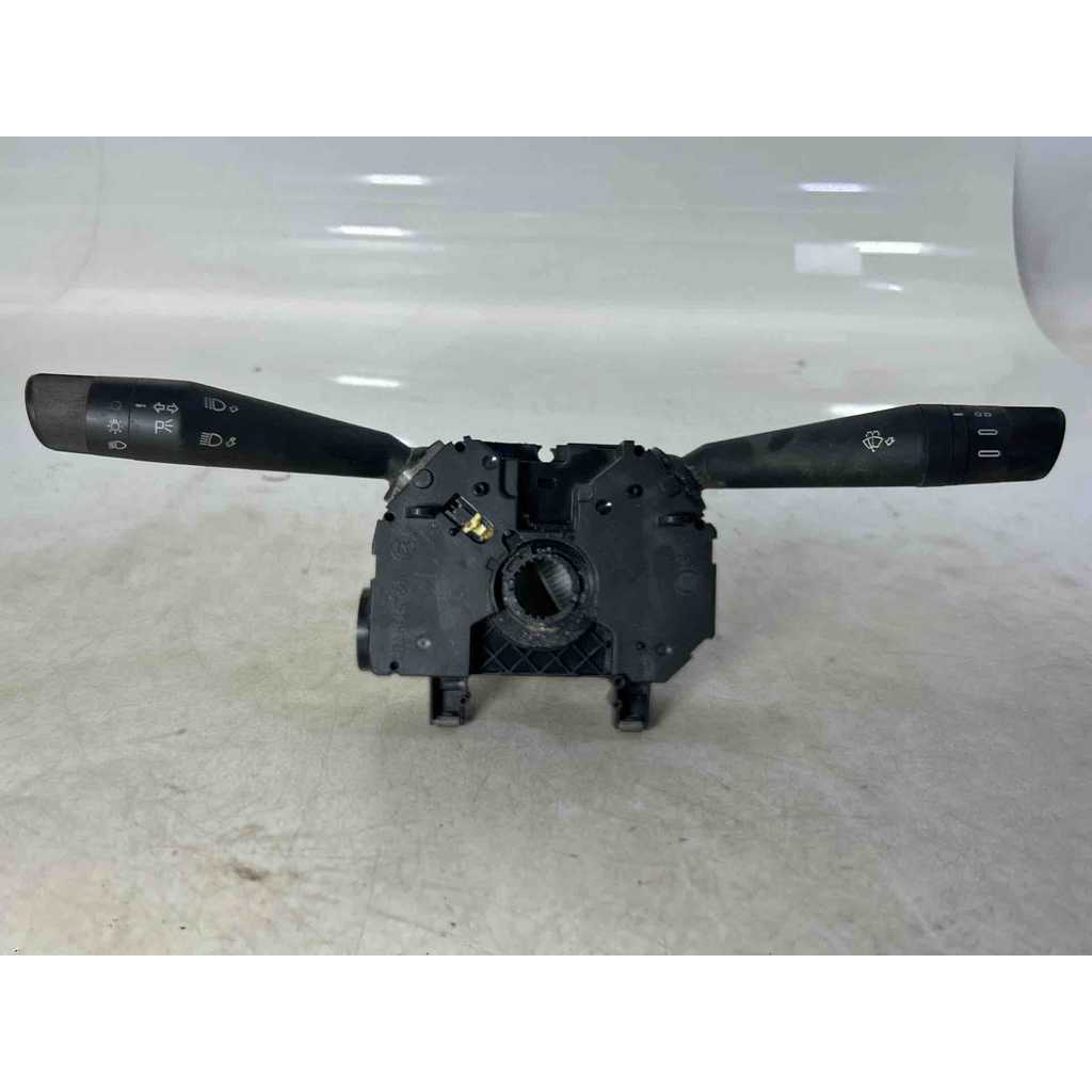Imagem CHAVE DE SETA FIAT UNO 1.0 2021