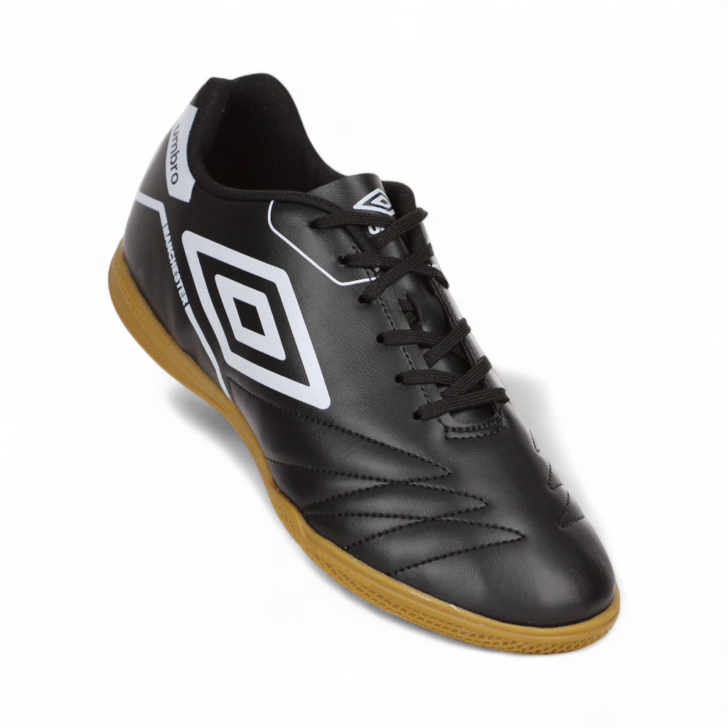 Chuteira Umbro Futsal Manchester Preto e Branco - Masculino · foto 2