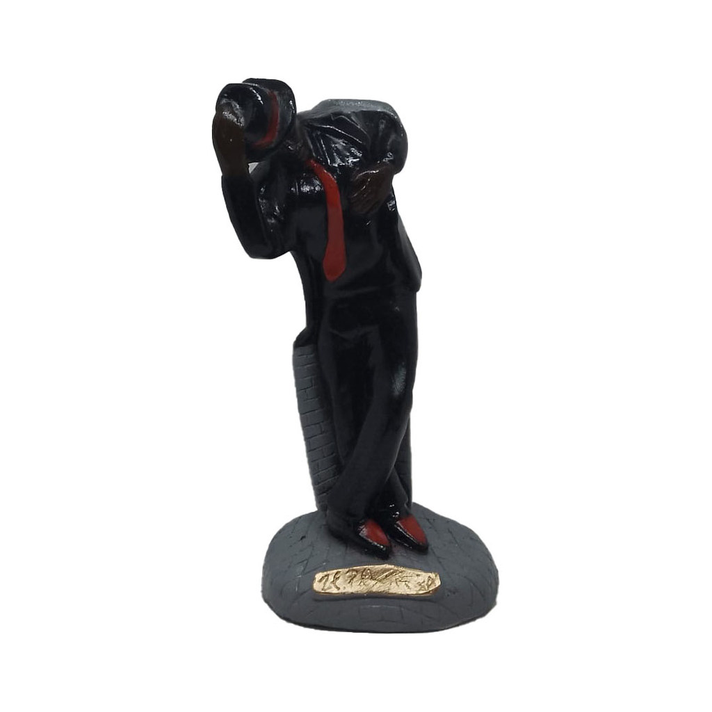 Escultura Estatueta Estátua Imagem Zé Pilintra Preto Gesso 24cm Altar Congá Porteira Tronqueira Umbanda Candomblé