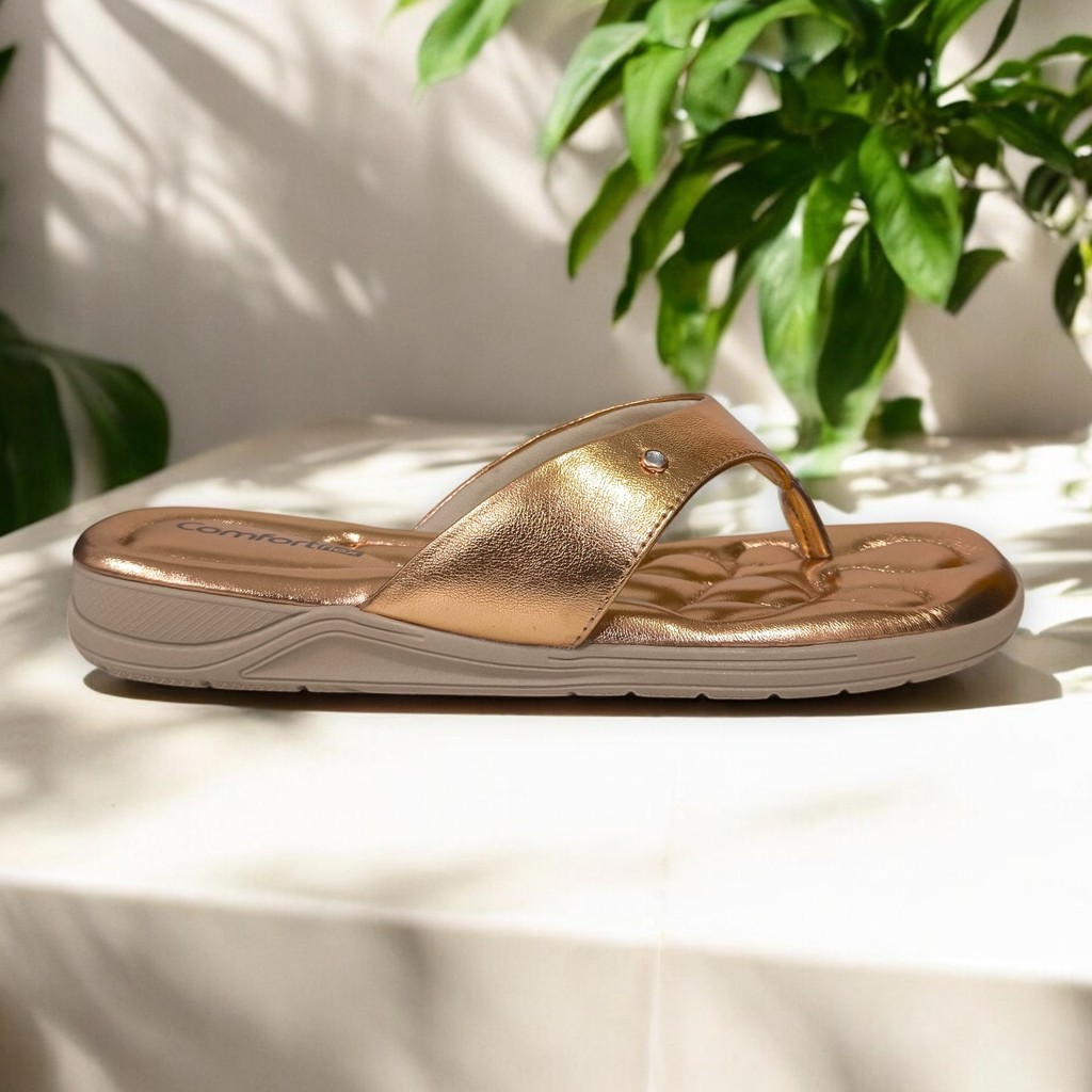 Sandália Feminina Comfortflex Chinelo Metalizado Fashion Confortável Leve Macio 2480404