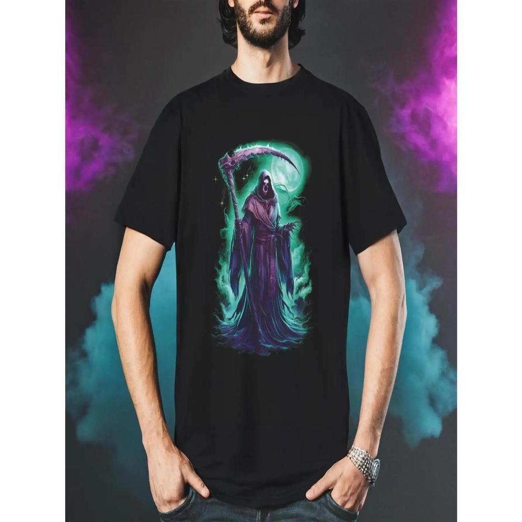 Camiseta Grim Reaper - Estilo Gótico Oculto e Fantasia Sombria com Design de Foice e Ceifador, Estampa de Fuma?a Roxa e