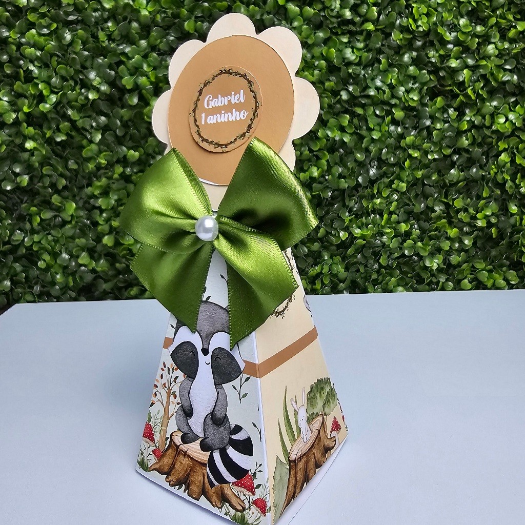 Caixa Cone Pirâmide BOSQUE MENINO - Personalizados - Festa infantil - Aniversário - Lembrancinha