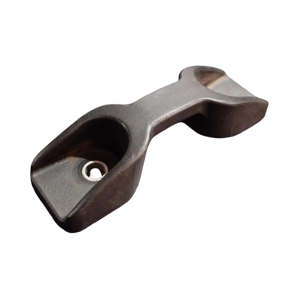 Gancho Lateral Superior Caçamba Fiat Strada Toro 2013 2016