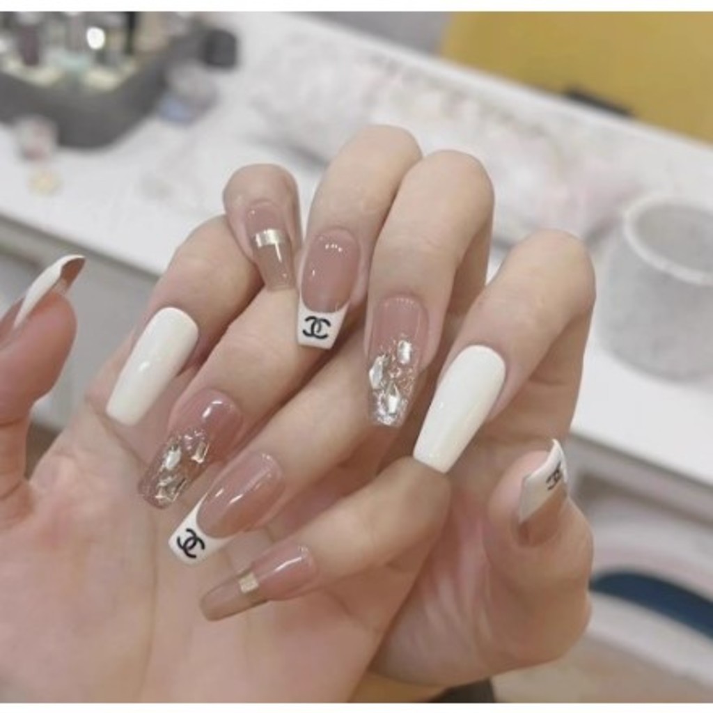ANA1108 C/Cola Postiça Decorada Glitter Bailarina Quadrada Amendoada Francesinha Pintada Unha