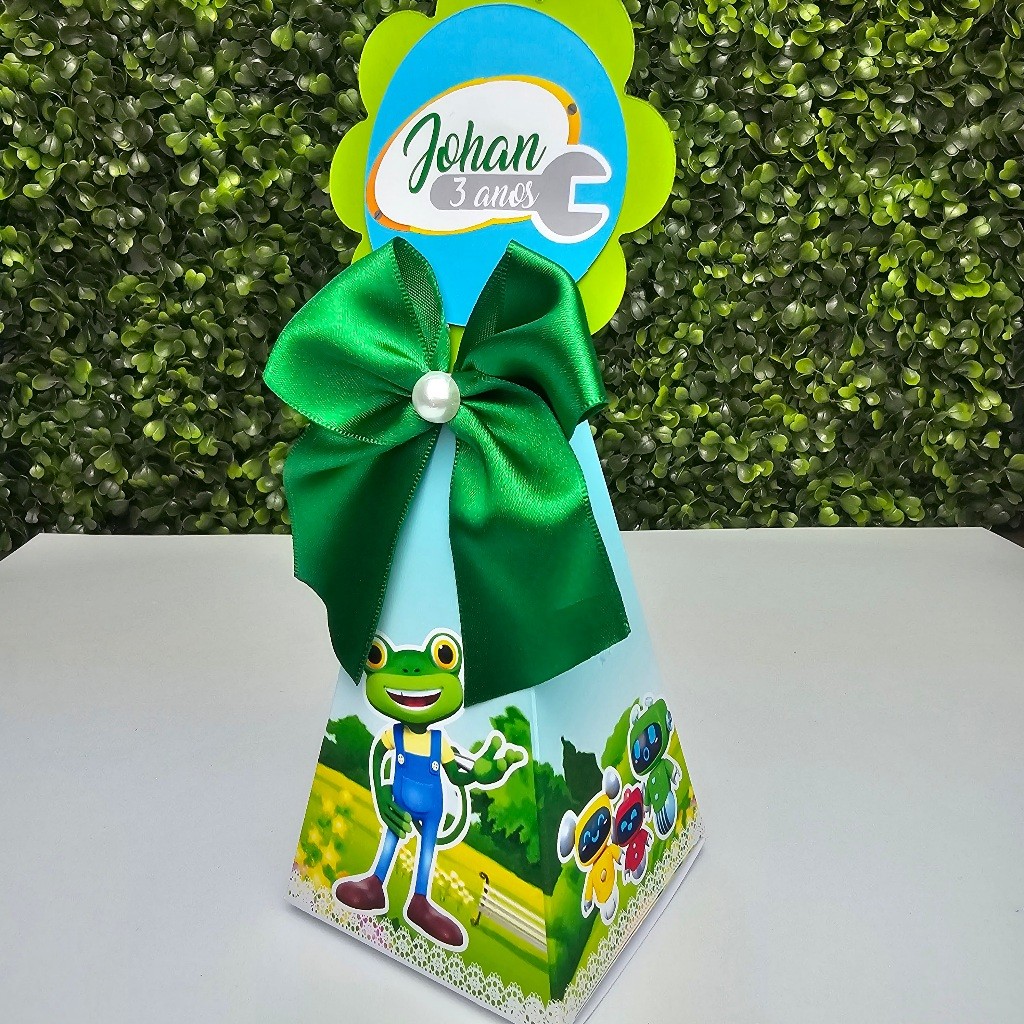 Caixa Cone Pirâmide GECKO GARAGE - Personalizados - Festa infantil - Aniversário - Lembrancinha