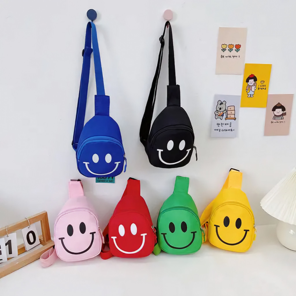 Mini Bolsa Infantil Estampa Sorridente Alça Transversal favorito das crianças*Essenciais para festas de aniversário