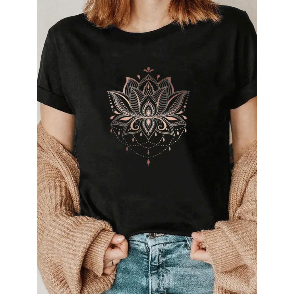 Camiseta algodão  preta e branca estampa flor de lótus algodão estampa alta qualidade gola redonda modelagem sol em Oferta na Shopee