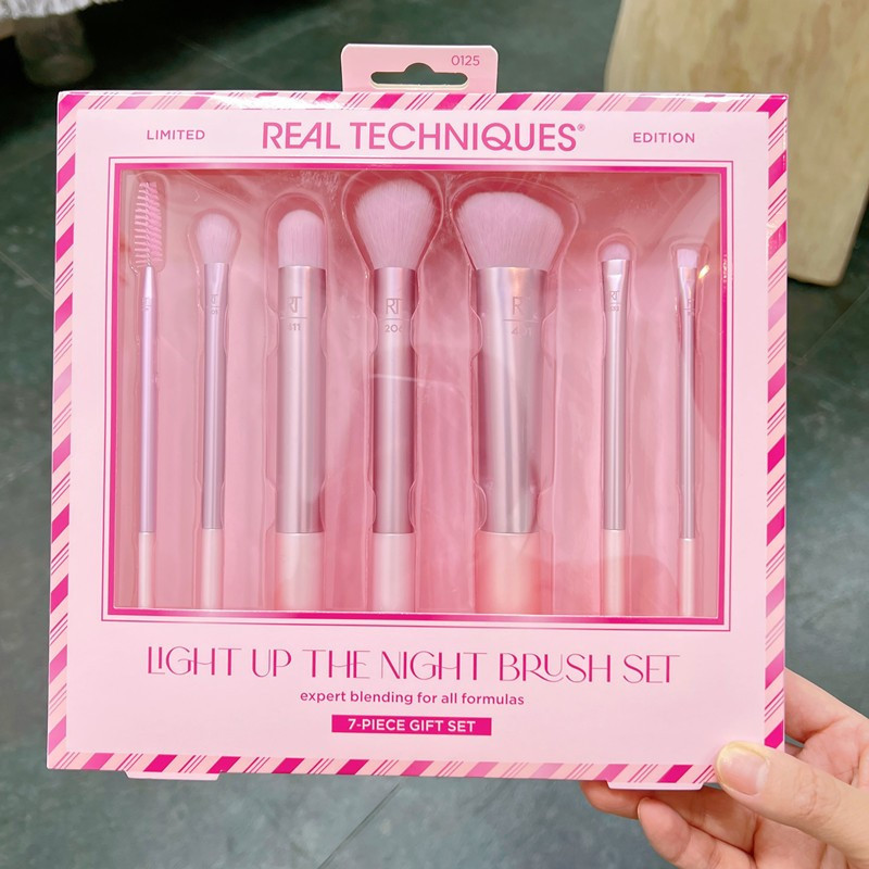 Conjunto de Pincéis de Maquiagem Real Techniques RT Facial Para os Olhos, Pacote com 7 Peças 8TLX