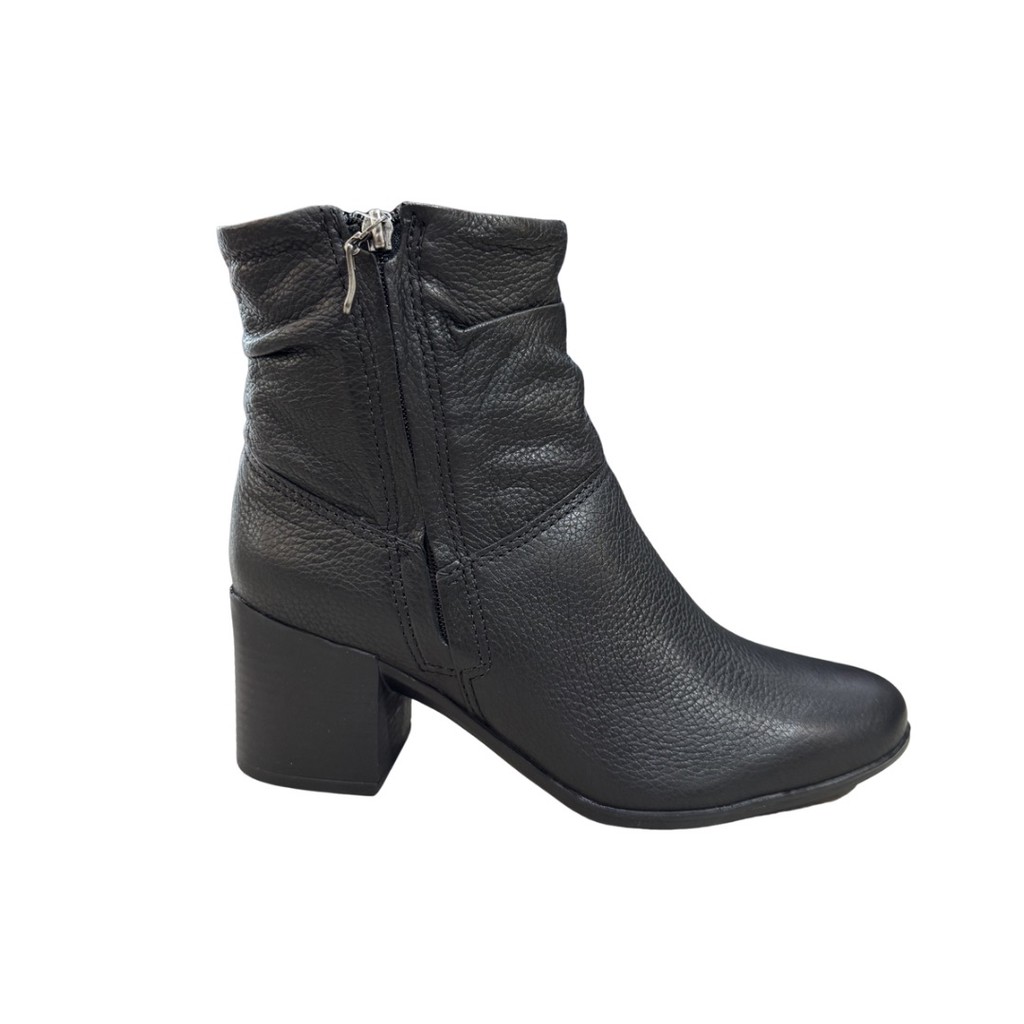 Bota Bottero 346907 Feminina Couro Cano Curto 6cm Preto