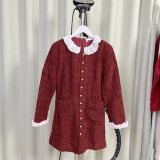 J408 Vestido de cintura estreita com costura em cor sólida e peito único