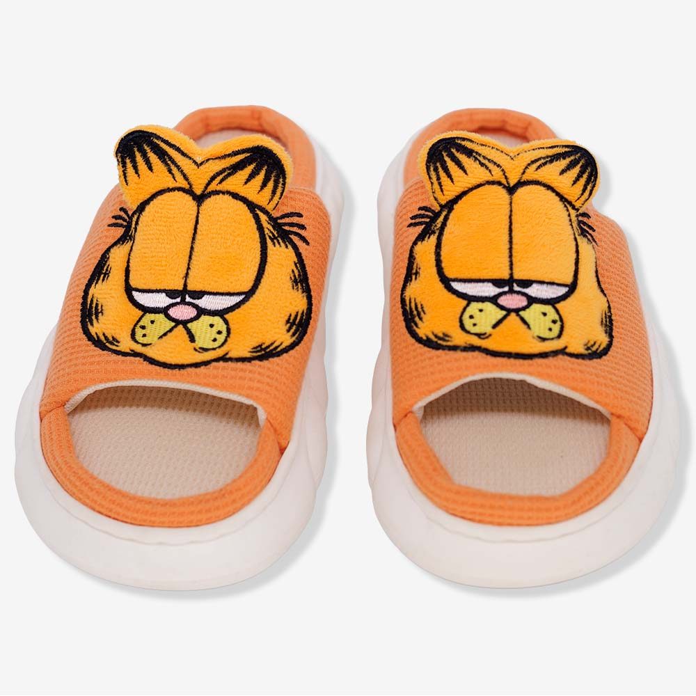Pantufa Nuvem Garfield em Oferta na Shopee