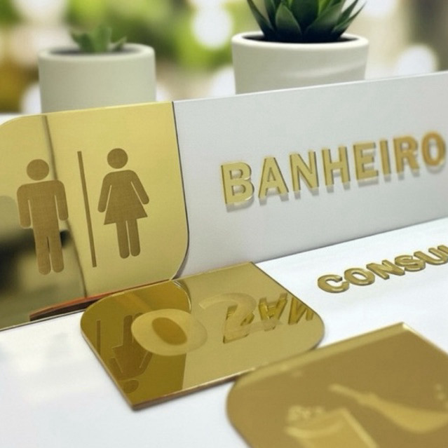 Placa de Porta Personalizada | MDF + Acrílico em Oferta na Shopee