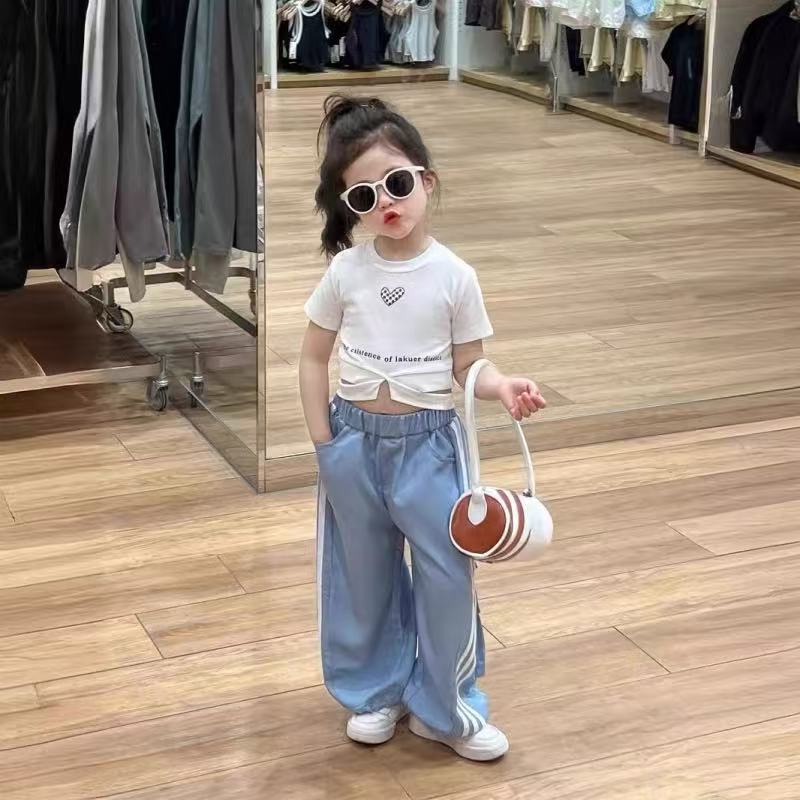 Em estoque (1-7 anos) conjunto de camiseta de manga curta e calça cargo para meninas, novo top curto estilo jazz de danç