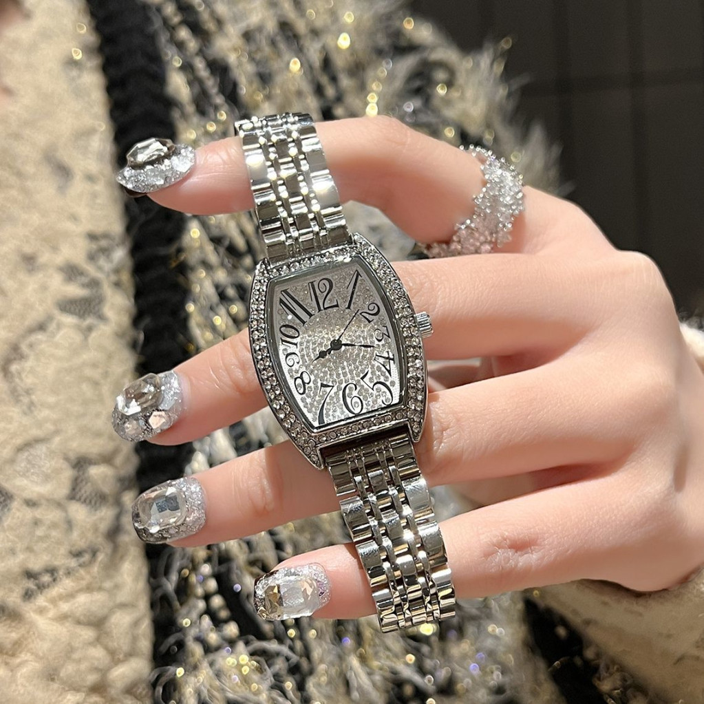 Senhoras strass relógio tipo barril relógio de pulso relógio cheio diamante Strobe 2026 novo estilo estudante relógio