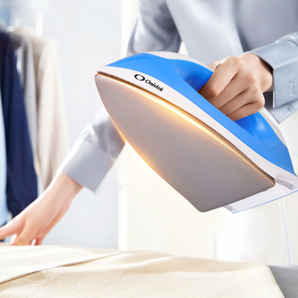 Ferro de Passar Roupa  110V 220V Vapor Ultra Potente Compacto Rápido ON-PR905