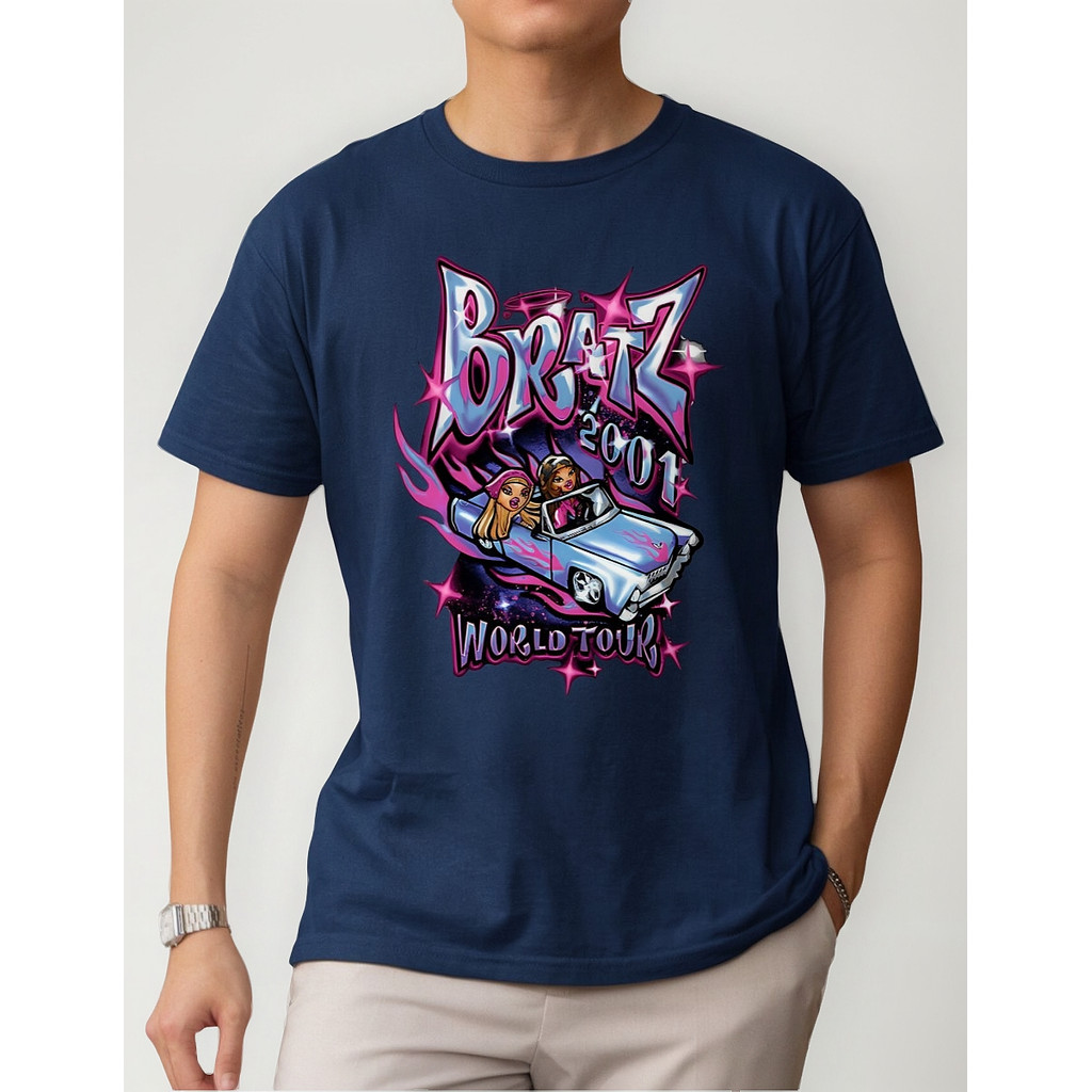 Camiseta Básica Slim Boneca Bratz 2001 World Tour Lançamento