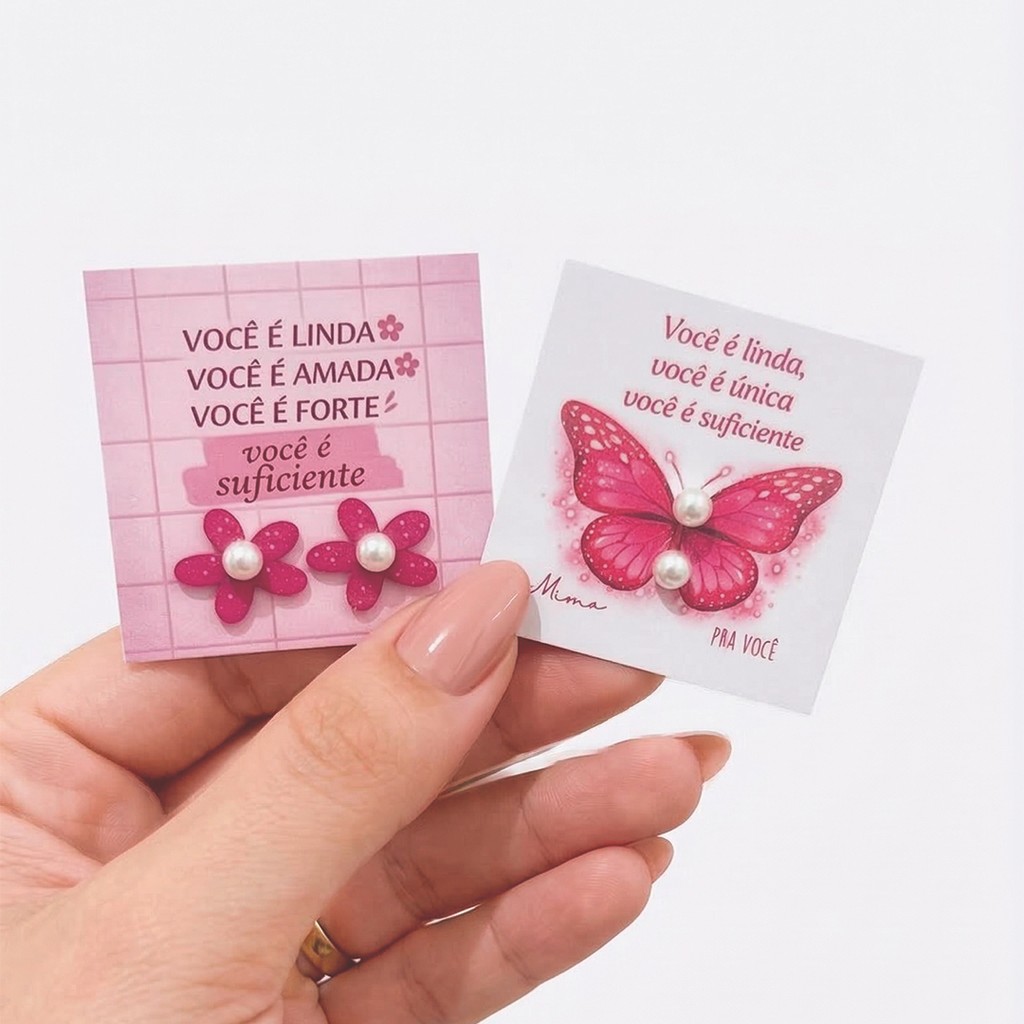100 Pares De Brinco De Pérola + TAG Lembrancinha Mês Da Mulher Dia Das Mães Tag Para Cliente E Mimo em Oferta na Shopee