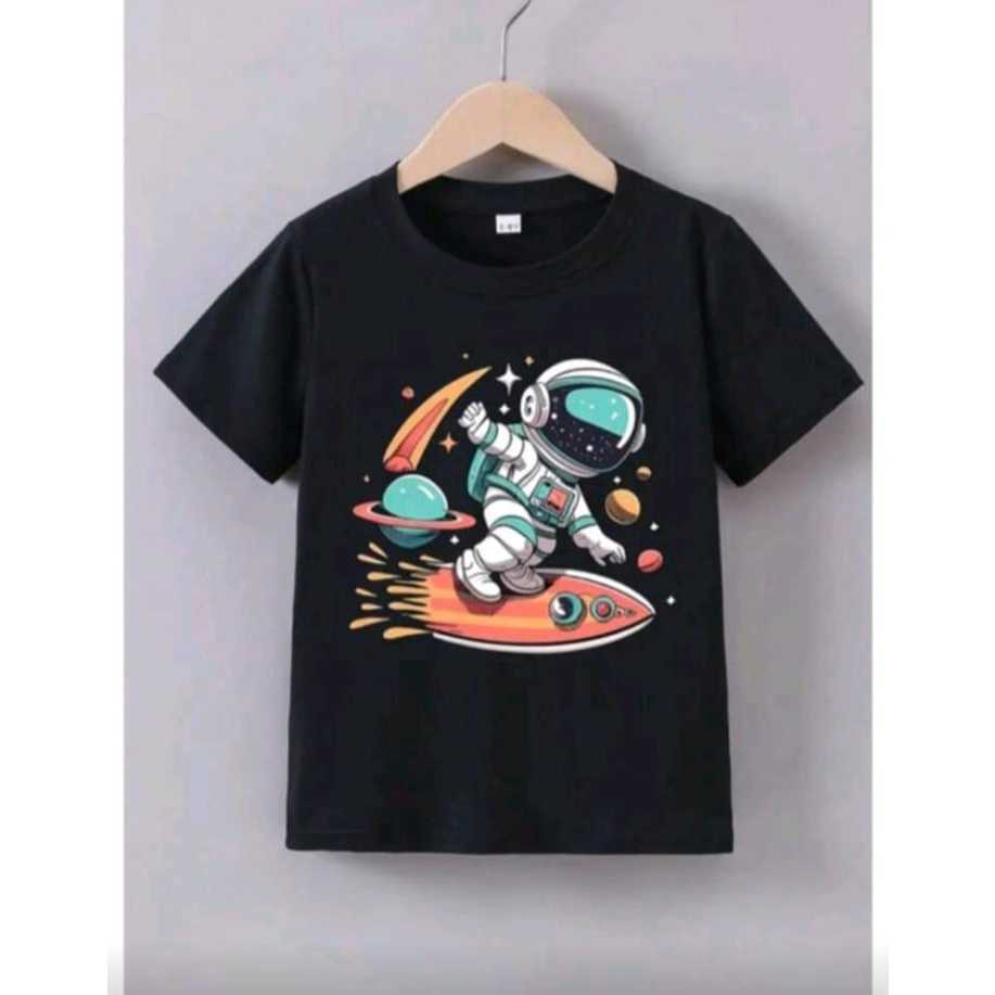 Camiseta Unissex Infantil e Juvenil Blusa Com Estampa Divertida Astronauta Algodão Confortável