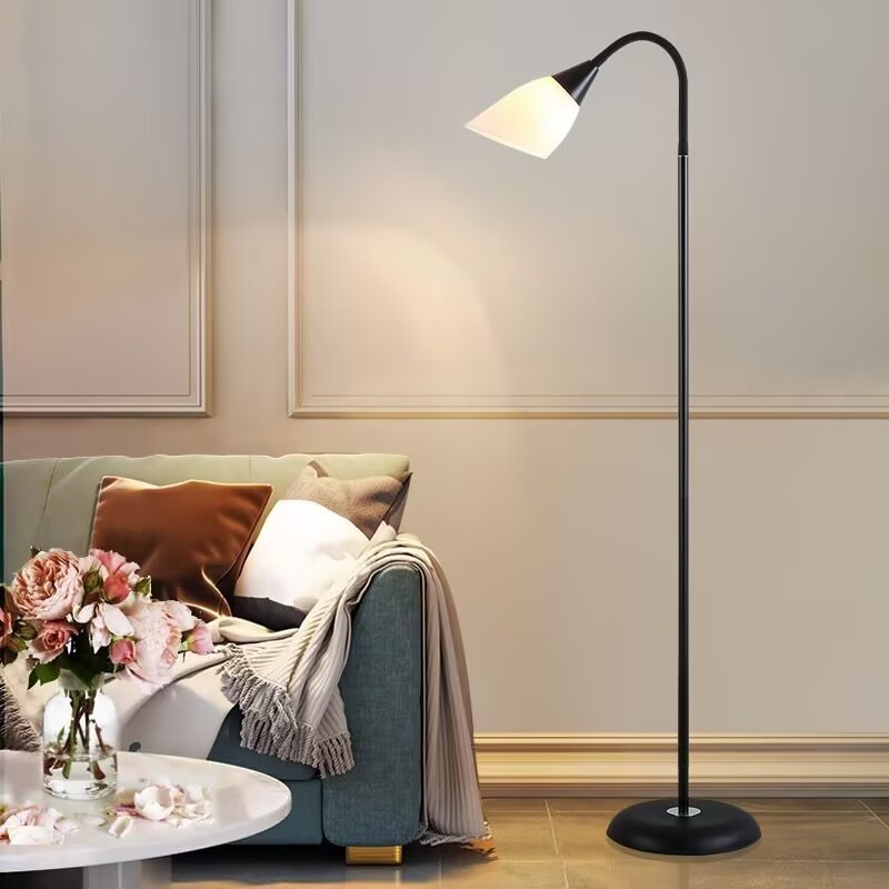 Luminária de Chão  Articulável E27 40W – Abajur de Piso Moderno para Sala e Quarto 110V/220V