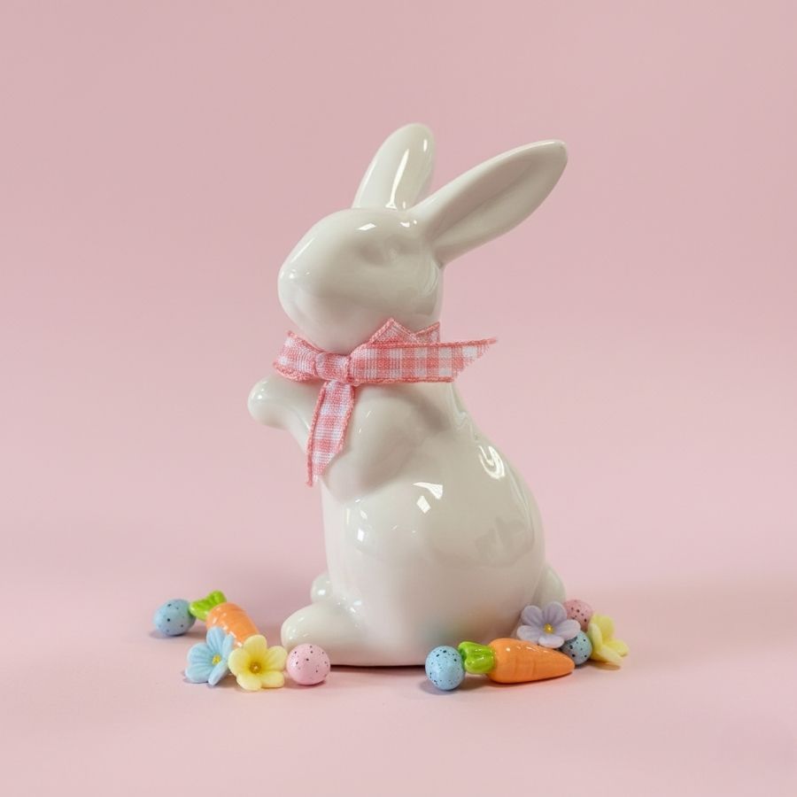 Enfeite Decorativo de Páscoa em Porcelana - Coelho de Pé com Laço - Rosa - 6x5x9,5cm - 1 unidade - Rizzo em Oferta na Shopee