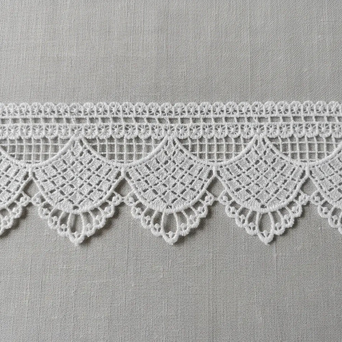 Renda Guipir Branca  Para Artesanato 13,7 Metros Bordada Rgp15 em Oferta na Shopee