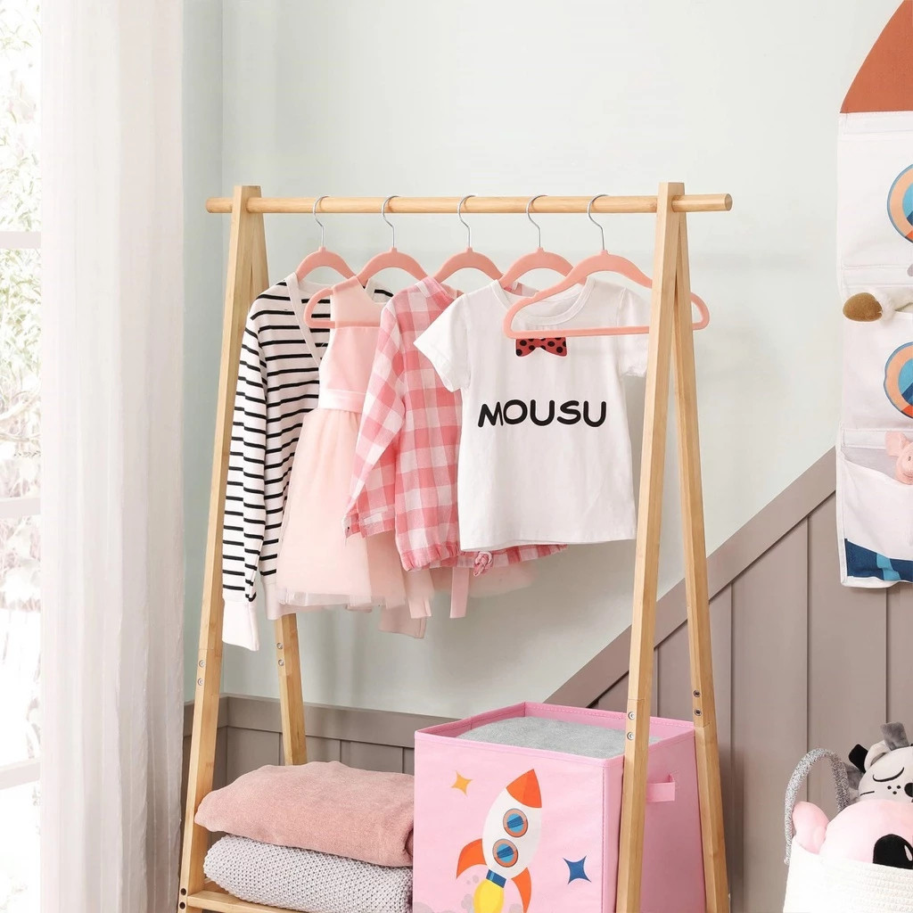 Kit Cabides Veludo Antideslizante Closet Guarda Roupa Organização Suporte Camisa Pendura Achadinhos