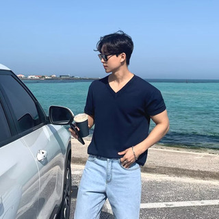 Suéter americano de seda gelada com gola baixa em forma de v, roupa de rua masculina solta, manga curta, gola coração, c