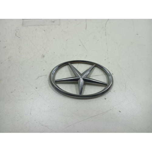 Emblema Jac Capô Traseiro Jac J2 2013/2016 (usado)