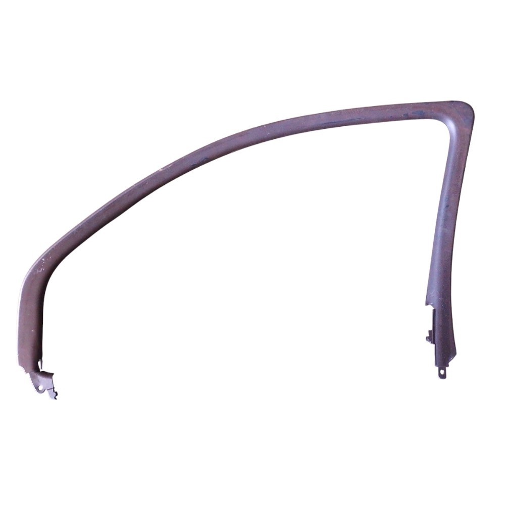 Moldura Porta Dianteira Direita Gm Tracker Ltz 1.8 2015