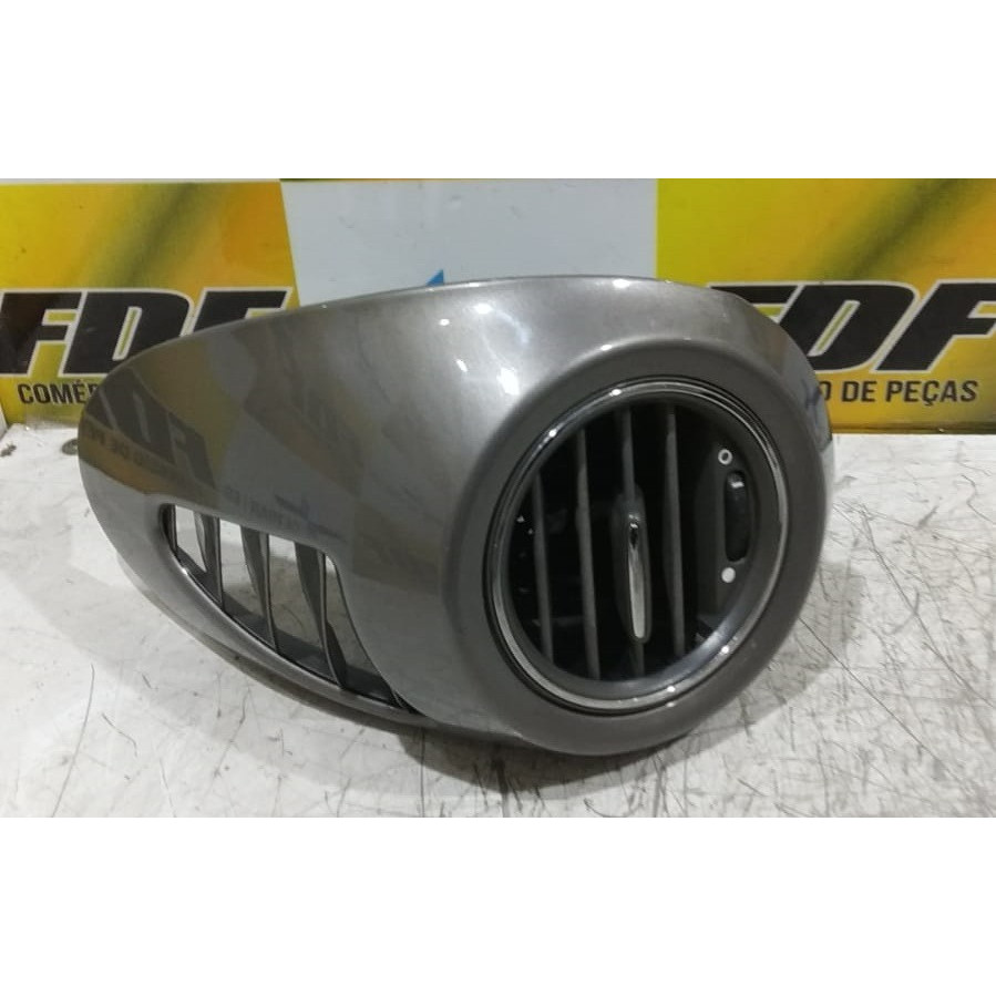 Difusor De Ar Lateral Esquerdo Fiat Grand Siena 2013/2015